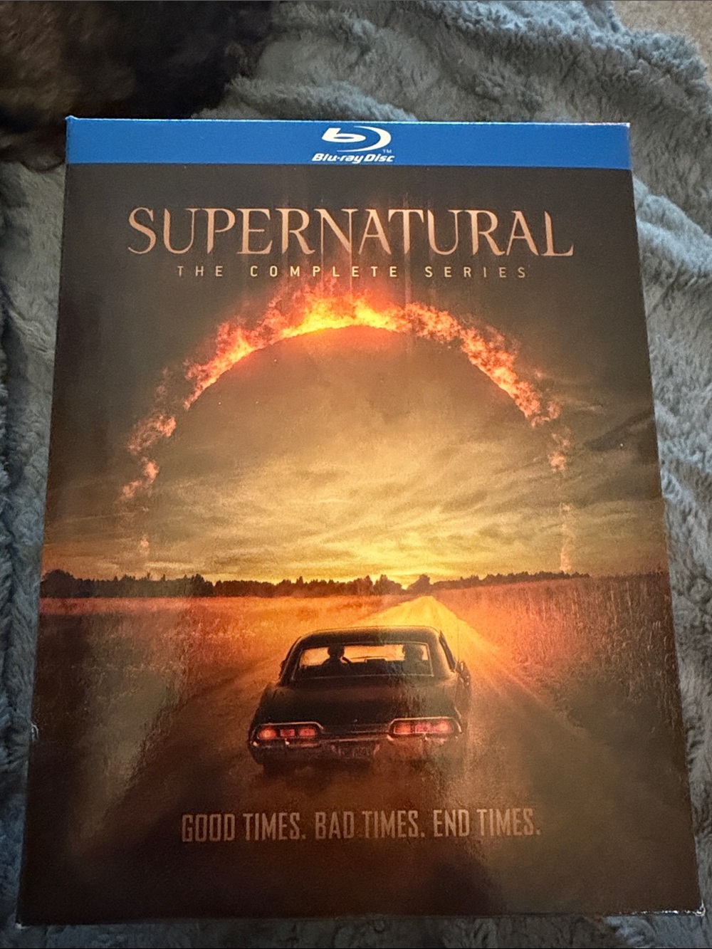 Supernatural: The Complete Series Blu-ray Collector's Set - Black